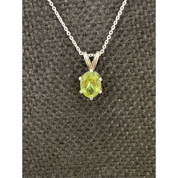 Green Peridot Necklace and Earring Set, NEW, Handmade, 18” - Picture 2 of 7